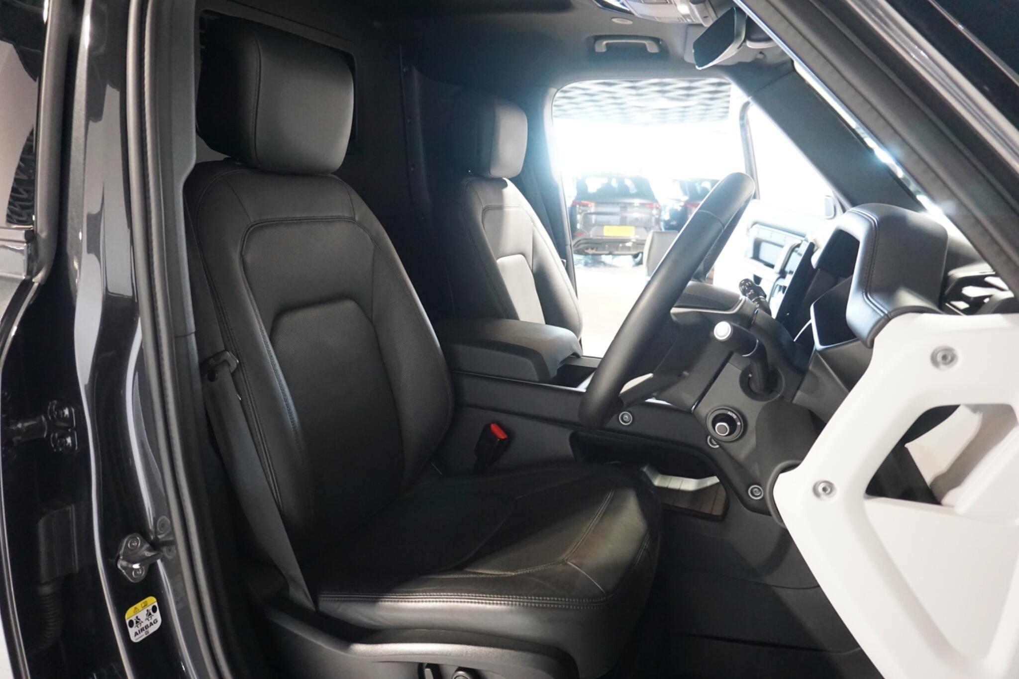 Land Rover Defender 110 3.0 D350 MHEV X-Dynamic HSE Hard Top SUV 5dr Diesel Auto 4WD MWB Euro 6 (s/s) (350 ps)